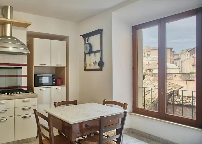 La Torre Historic Charm On The Main Corso Apartamento