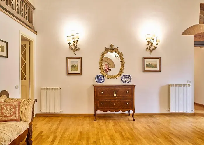 La Torre Historic Charm On The Main Corso * Siena