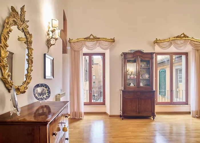 La Torre Historic Charm On The Main Corso Apartamento