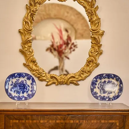 La Torre Historic Charm On The Main Corso