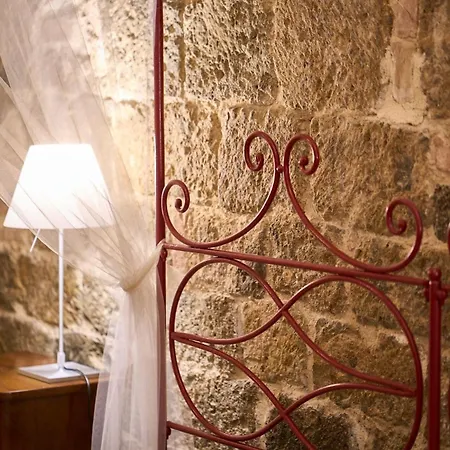 La Torre Historic Charm On The Main Corso Apartment *