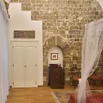 La Torre Historic Charm On The Main Corso *