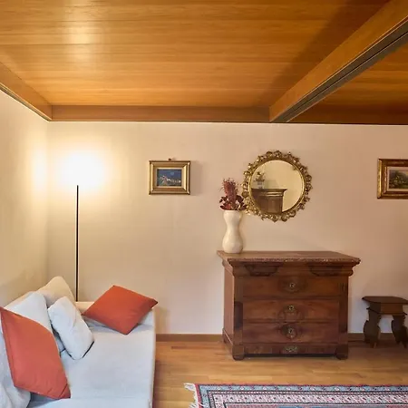 La Torre Historic Charm On The Main Corso Appartement *