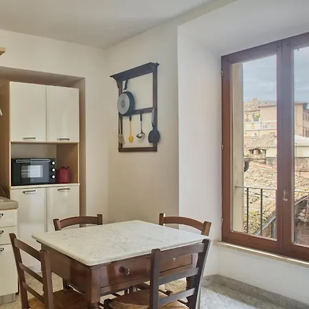 La Torre Historic Charm On The Main Corso Appartement