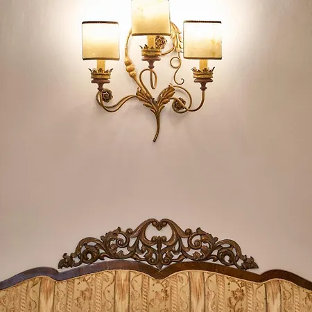 La Torre Historic Charm On The Main Corso Appartement Sienne